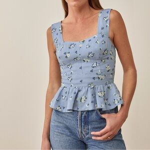 Reformation Jessy Linen Top in Mineral Daisy
